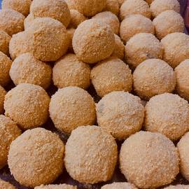 Ciao Ragazzi ! Vous aimez les arancini et nous les adaptons pour vos réceptions en format mini de 75g ! 🇮🇹🇮🇹🇮🇹Uniquement sur commande par 📞 0988435460 , en boutique ou par MP . A presto ☺️